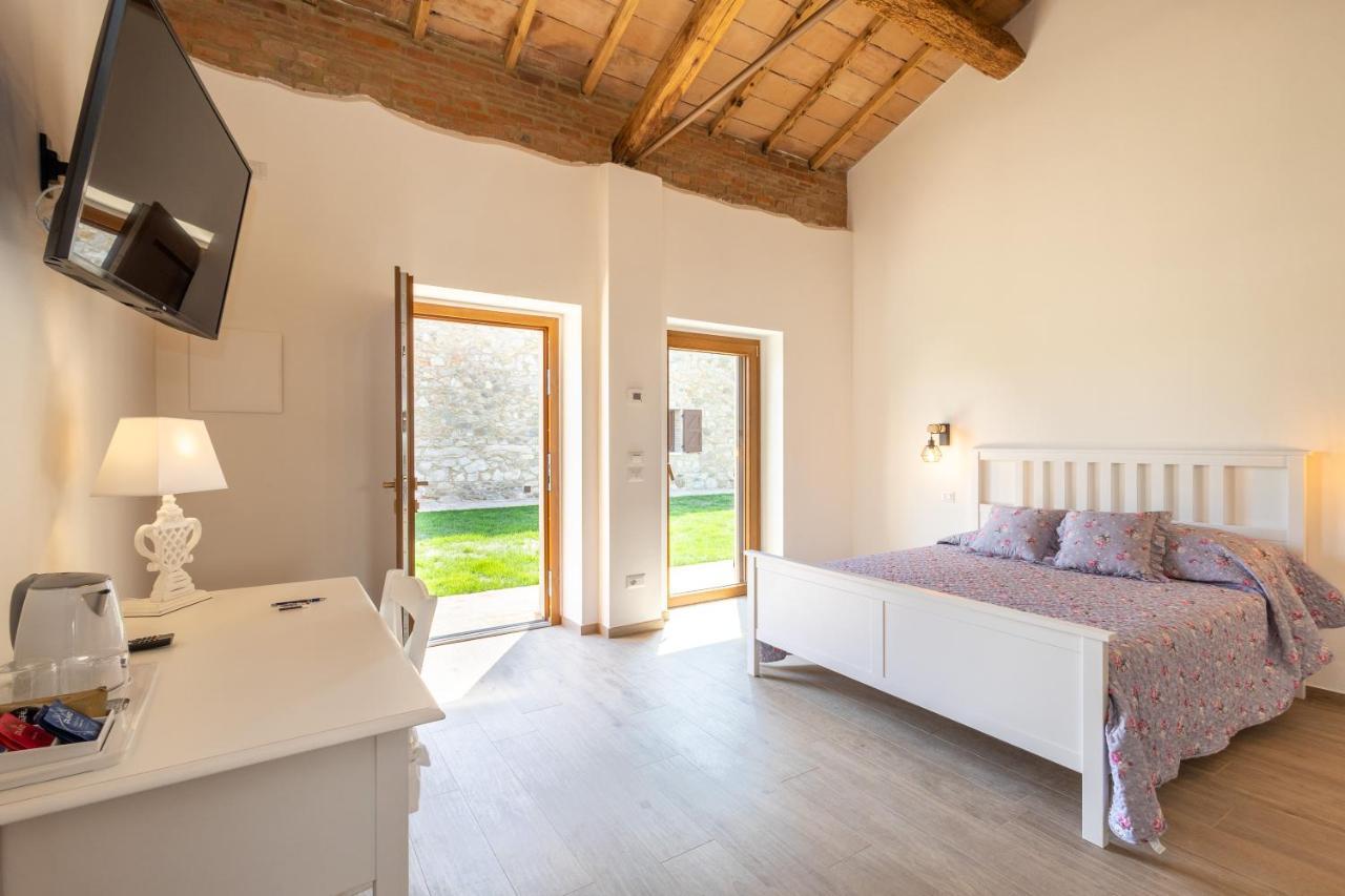 B&B Podere Curtatone Grosseto Bagian luar foto