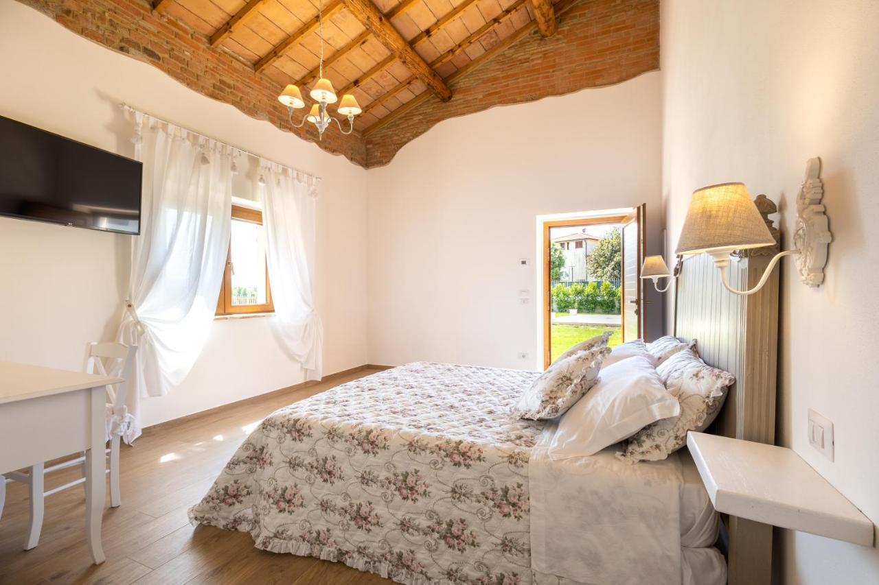 B&B Podere Curtatone Grosseto Bagian luar foto