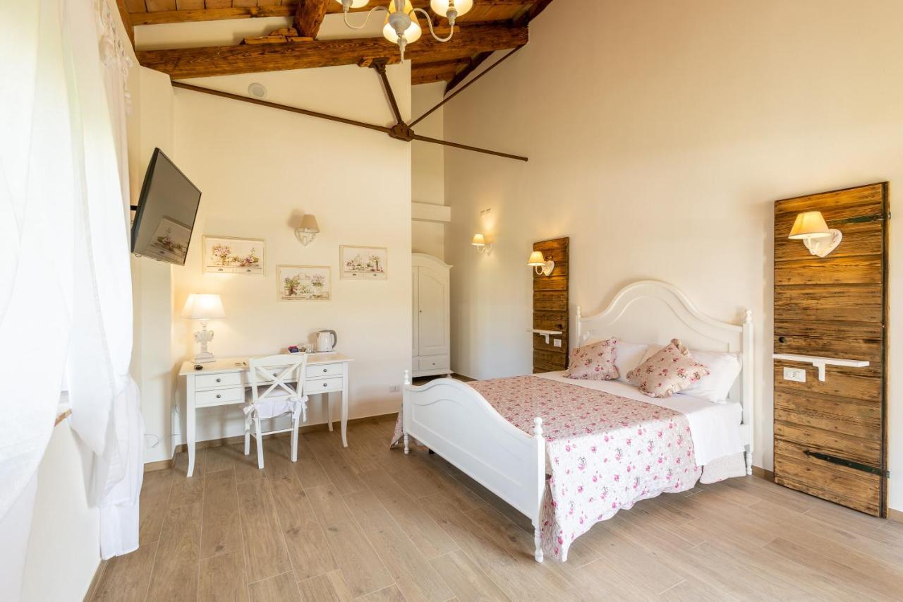 B&B Podere Curtatone Grosseto Bagian luar foto